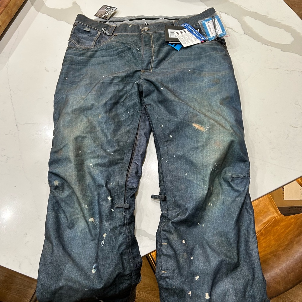 Brand New 686 Snowboard Pants “Jeans”